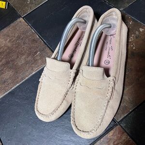 Enzo Tesoti Beige Suede Loafers